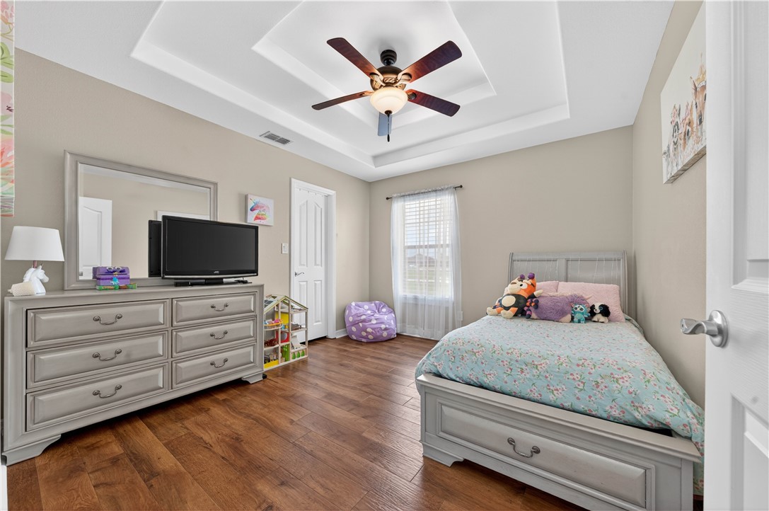 2414 Santa Maria Corpus Christi TX 78415