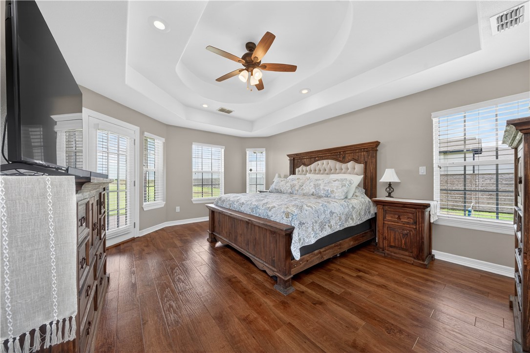 2414 Santa Maria Corpus Christi TX 78415