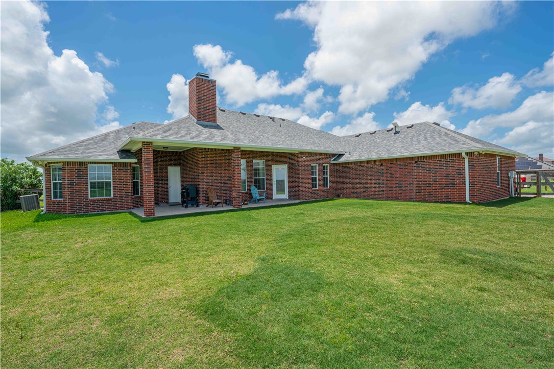 2414 Santa Maria Corpus Christi TX 78415