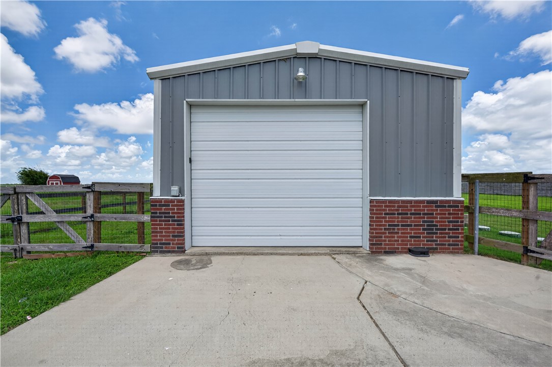 2414 Santa Maria Corpus Christi TX 78415