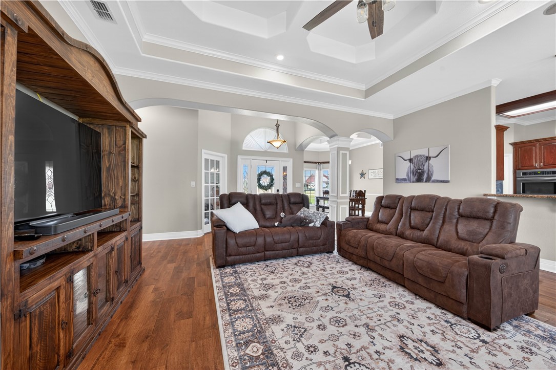 2414 Santa Maria Corpus Christi TX 78415