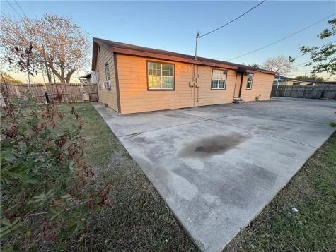 4702 Molina Drive Corpus Christi TX 78416