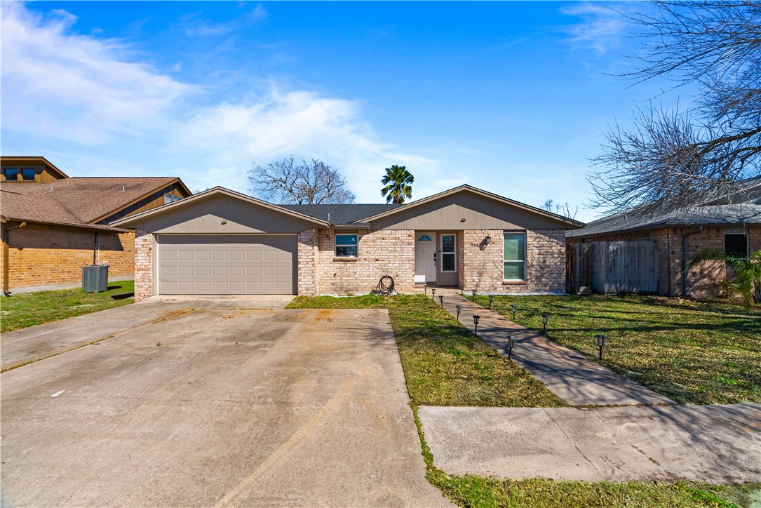 985 Ribbon Tail Street Corpus Christi TX 78418