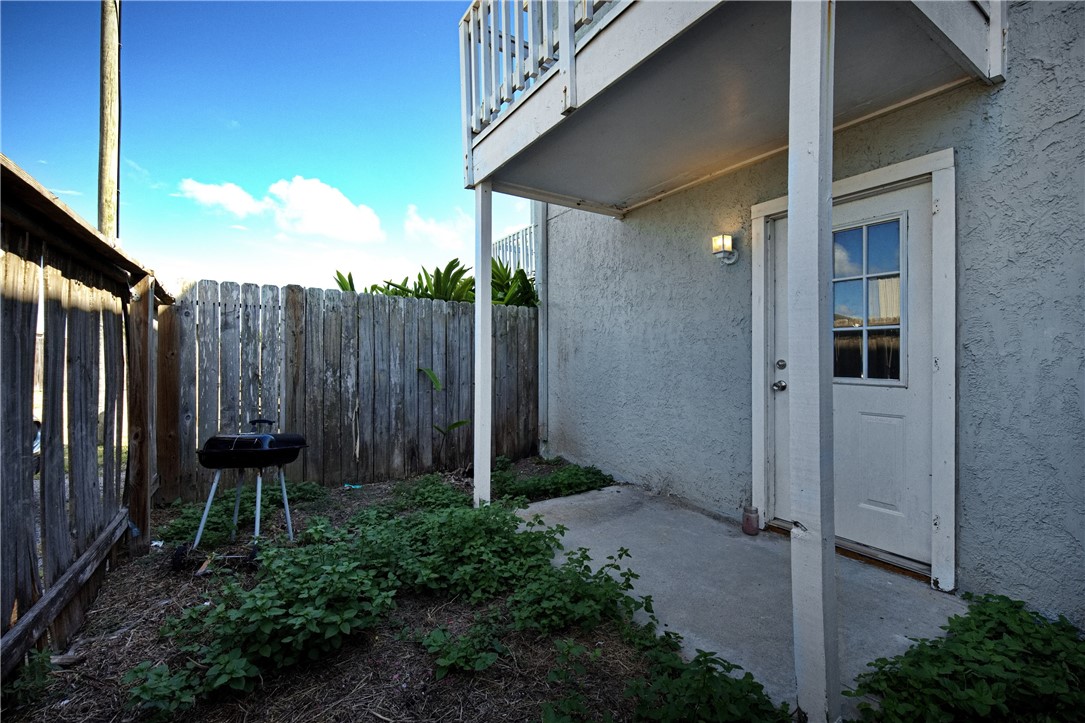 4141 Whiteley Drive Unit 405 Corpus Christi TX 78418