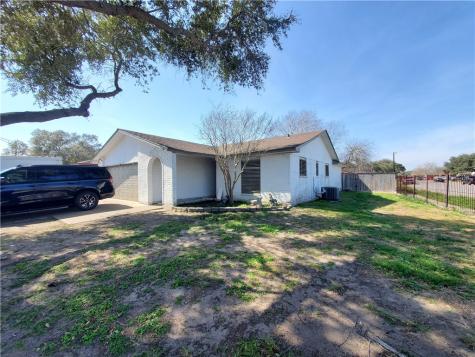 1901 Thames Drive Corpus Christi TX 78412