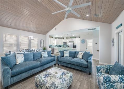 3087 S 11th Street 400 Port Aransas TX 78373