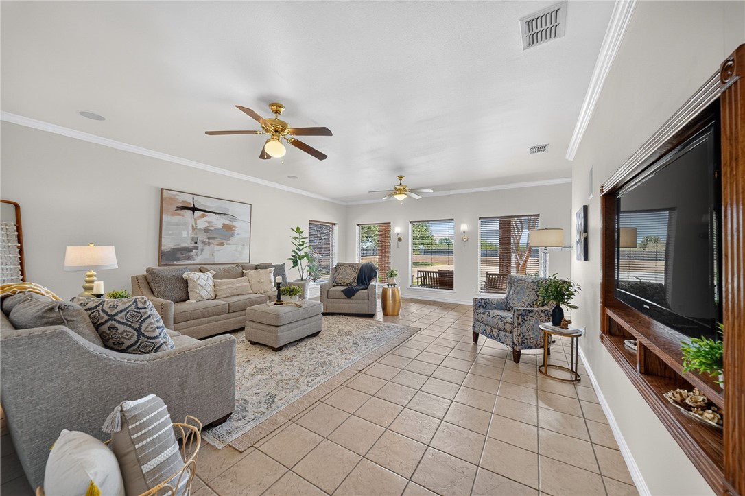 5625 King Acres Drive 1 Corpus Christi TX 78414