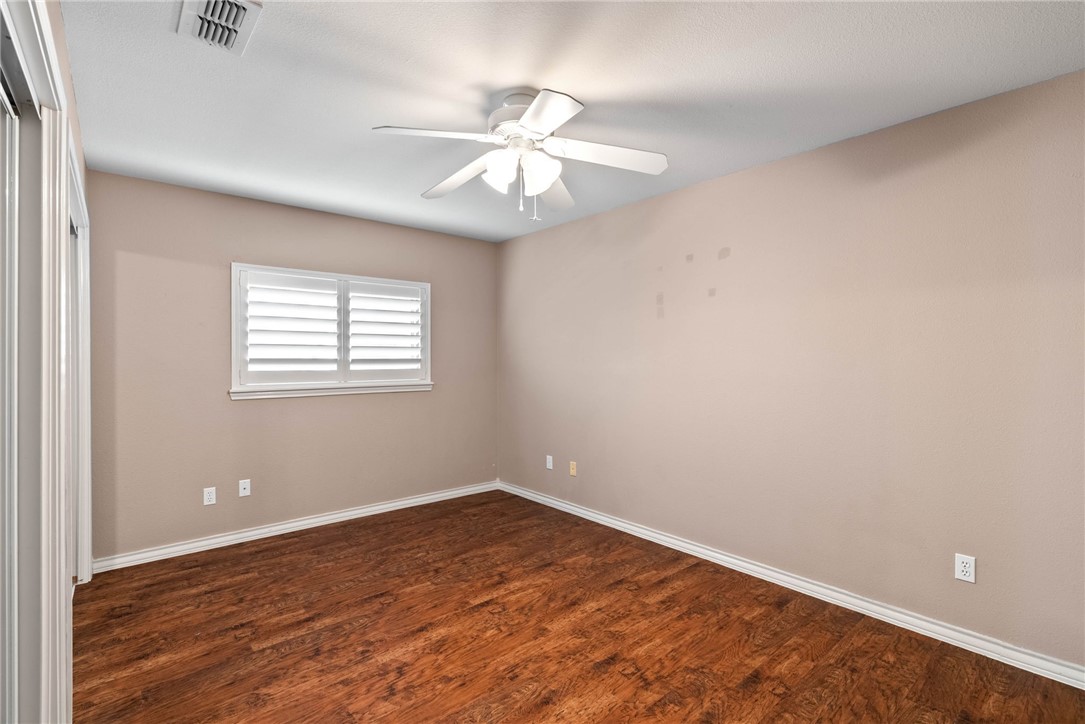 7414 Venice Drive Corpus Christi TX 78413