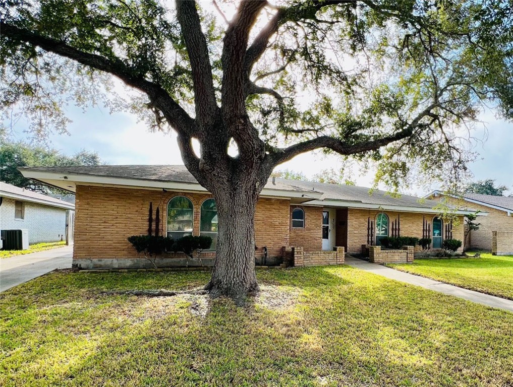 4705 Congressional Drive Corpus Christi TX 78413