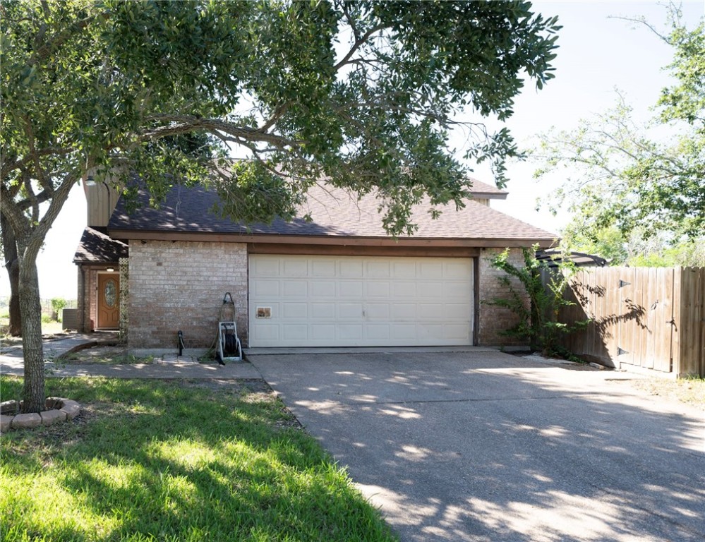 817 Cleopatra Drive Corpus Christi TX 78412