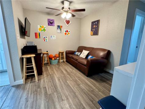626 Fm 1358 Three Rivers TX 78071