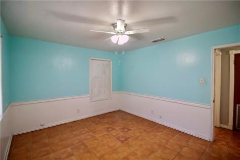 843 W H Avenue Kingsville TX 78363
