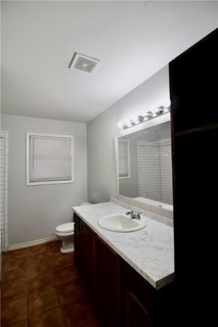 843 W H Avenue Kingsville TX 78363