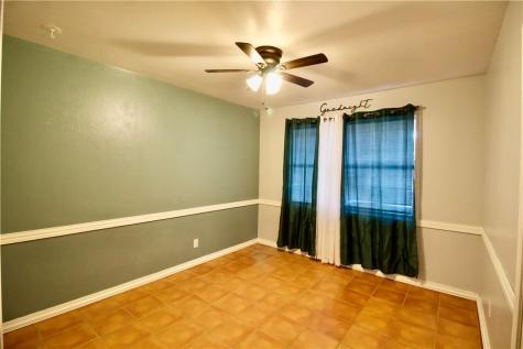843 W H Avenue Kingsville TX 78363