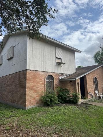 4002 Macarthur Street Corpus Christi TX 78416
