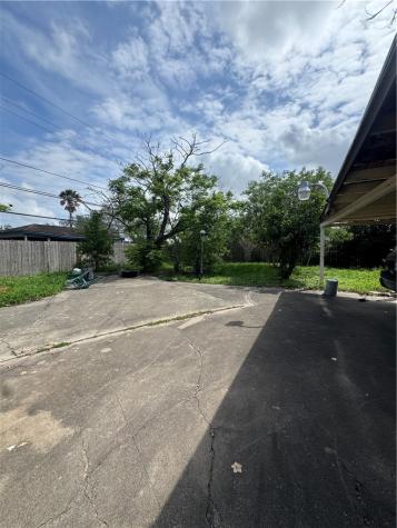 4002 Macarthur Street Corpus Christi TX 78416