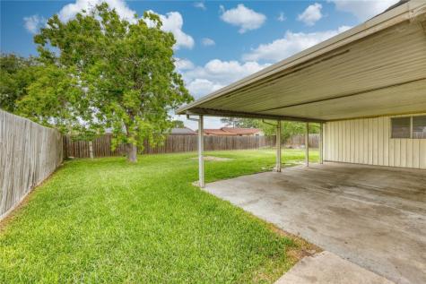 1011 Starlite Drive Portland TX 78374