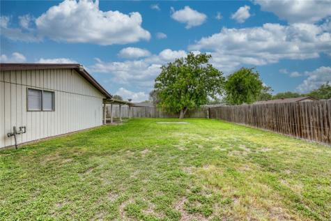 1011 Starlite Drive Portland TX 78374