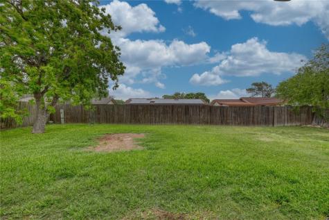 1011 Starlite Drive Portland TX 78374