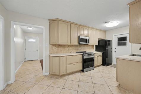 1011 Starlite Drive Portland TX 78374