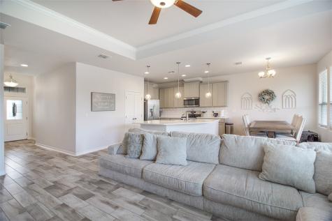 1012 Ocean Breeze Portland TX 78374