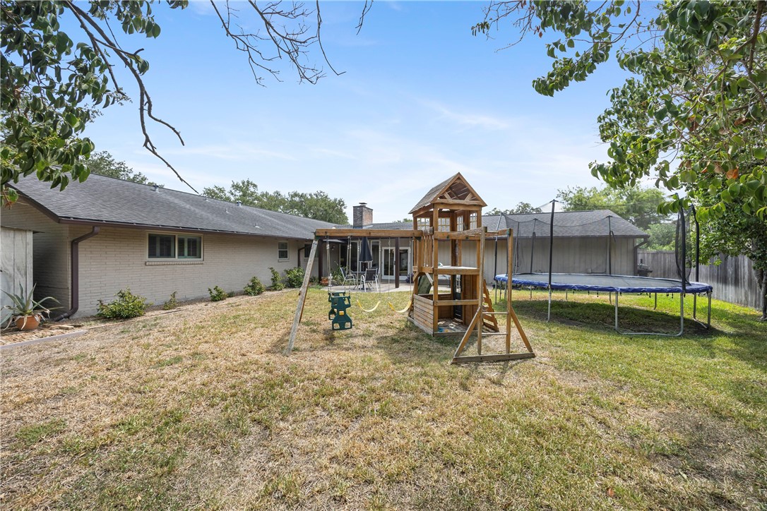 6321 Saint Andrews Drive Corpus Christi TX 78413
