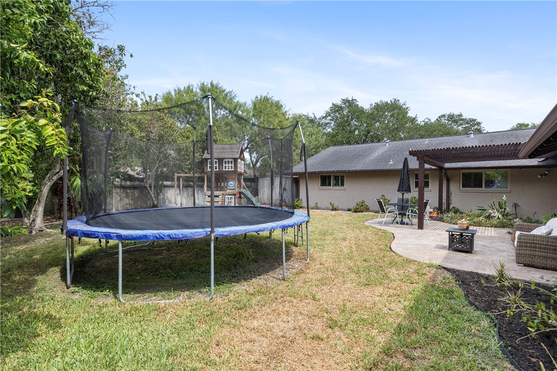 6321 Saint Andrews Drive Corpus Christi TX 78413