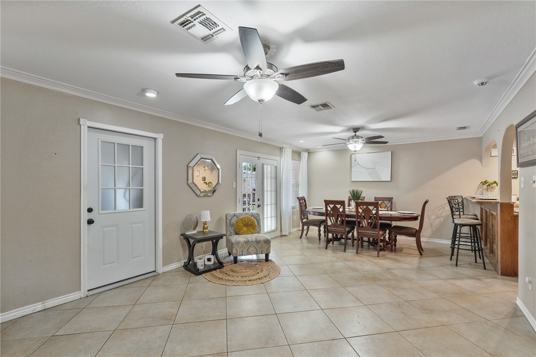 7032 Carmer Circle Corpus Christi TX 78413