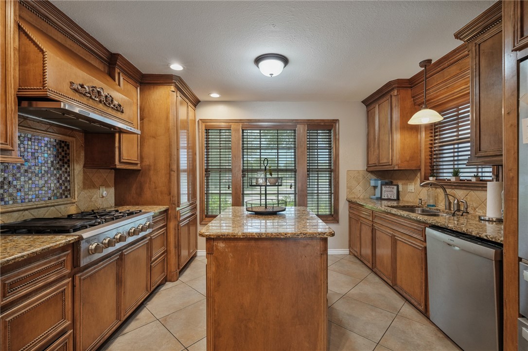 7032 Carmer Circle Corpus Christi TX 78413