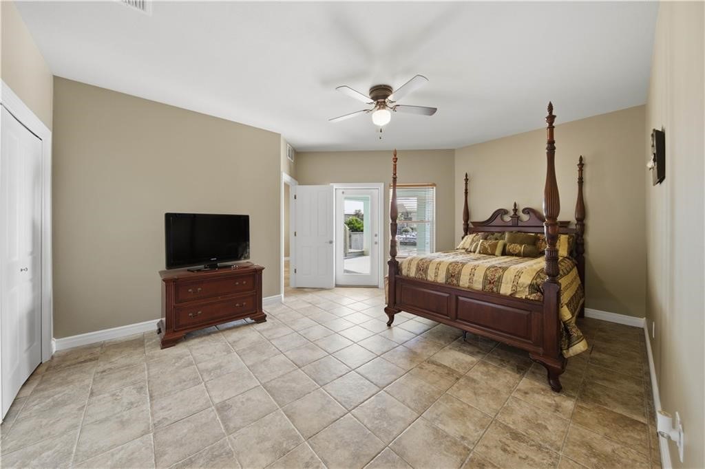 227 Windjammer Street Rockport TX 78382