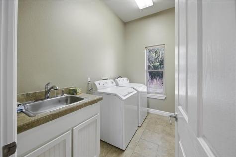 227 Windjammer Street Rockport TX 78382