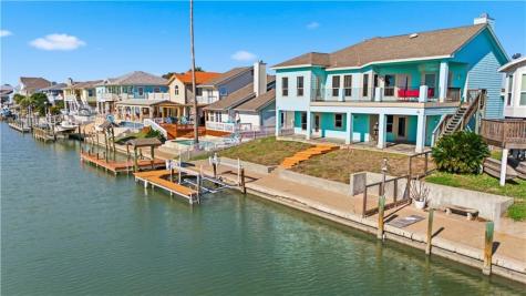 227 Windjammer Street Rockport TX 78382