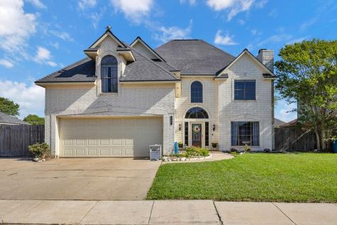 303 Long Pointe Drive Portland TX 78374