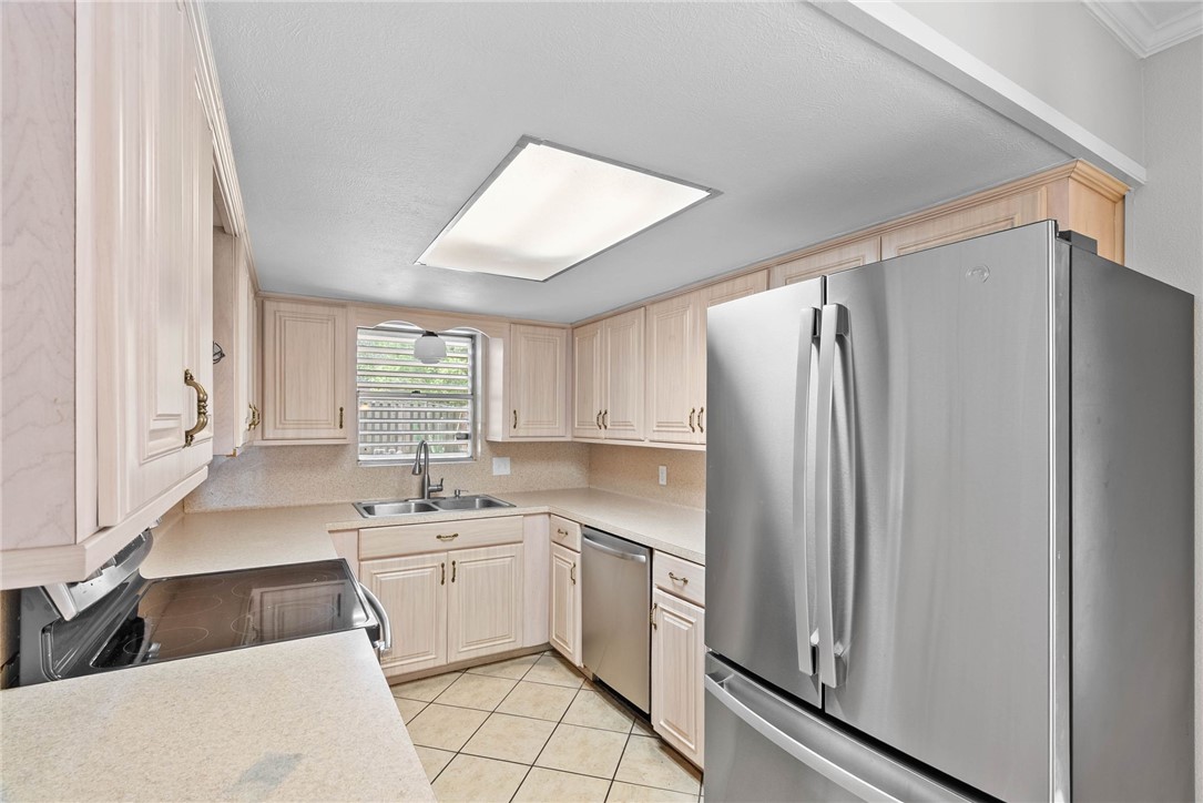 3341 Lynnwood Lane Corpus Christi TX 78415