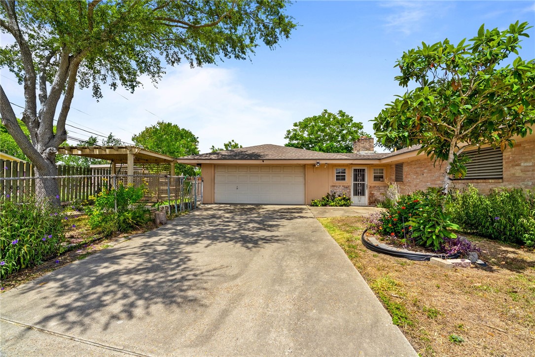 3341 Lynnwood Lane Corpus Christi TX 78415