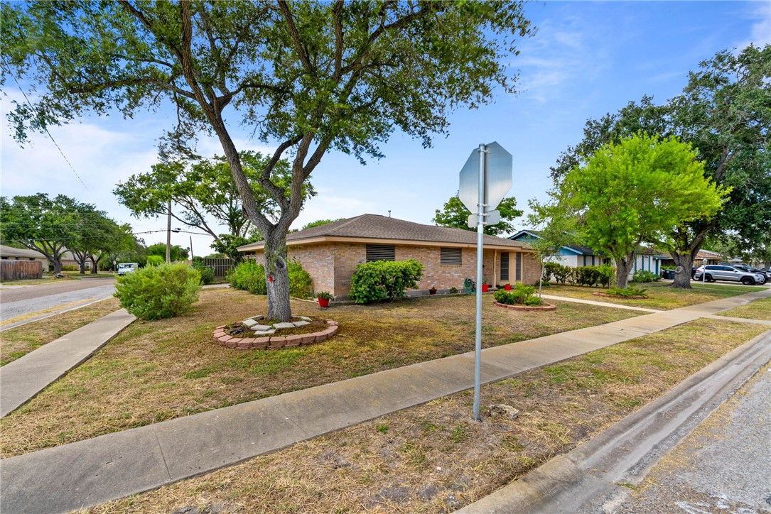 3341 Lynnwood Lane Corpus Christi TX 78415
