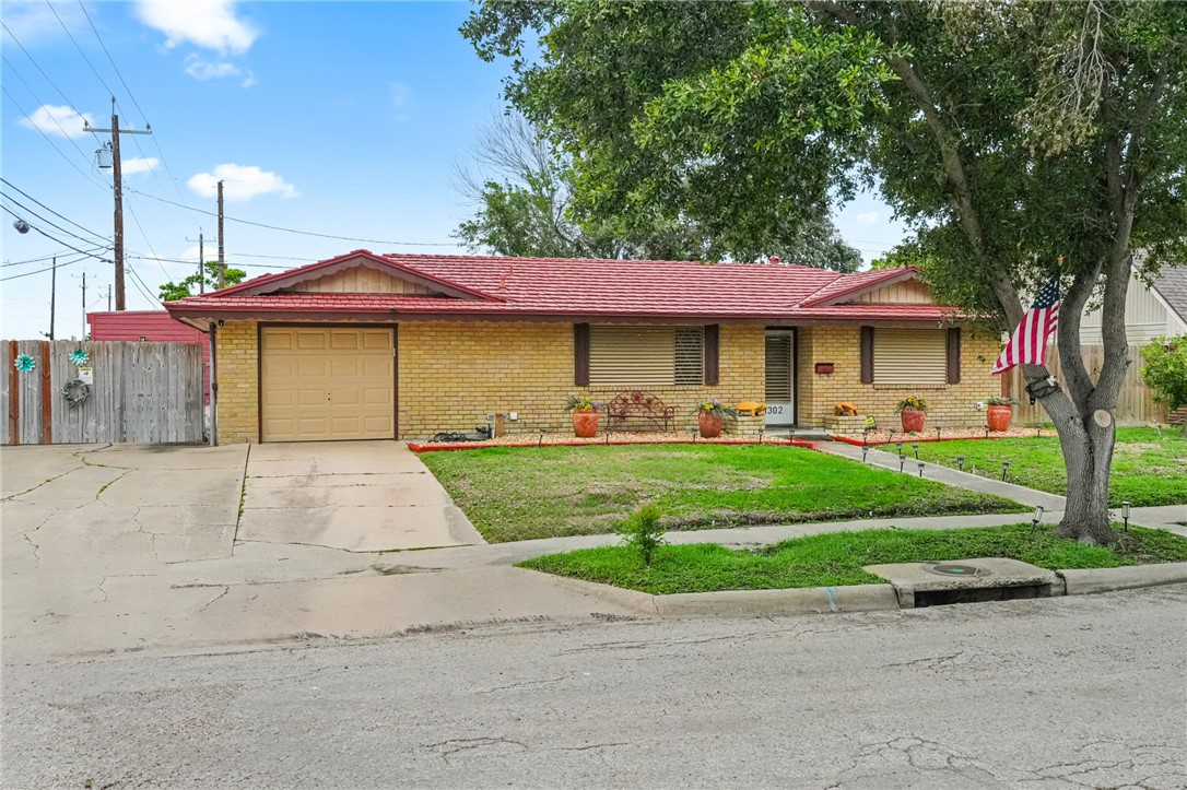 1302 Aswan Drive Corpus Christi TX 78412