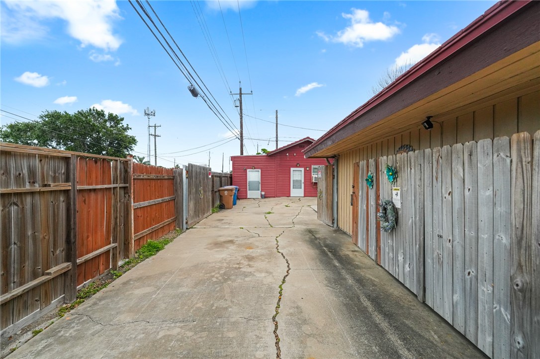 1302 Aswan Drive Corpus Christi TX 78412
