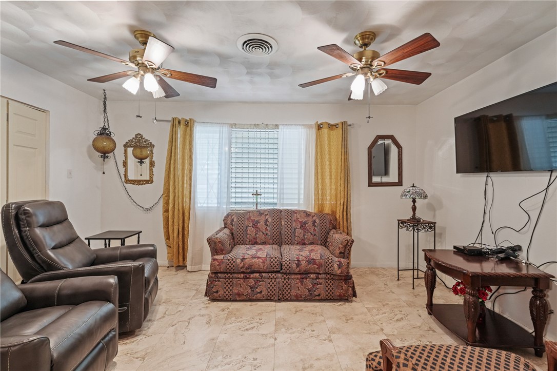 1302 Aswan Drive Corpus Christi TX 78412