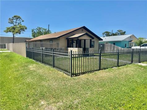 1238 Baywood Lane Corpus Christi TX 78418