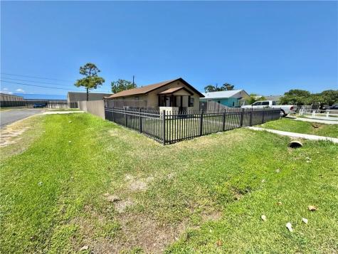 1238 Baywood Lane Corpus Christi TX 78418