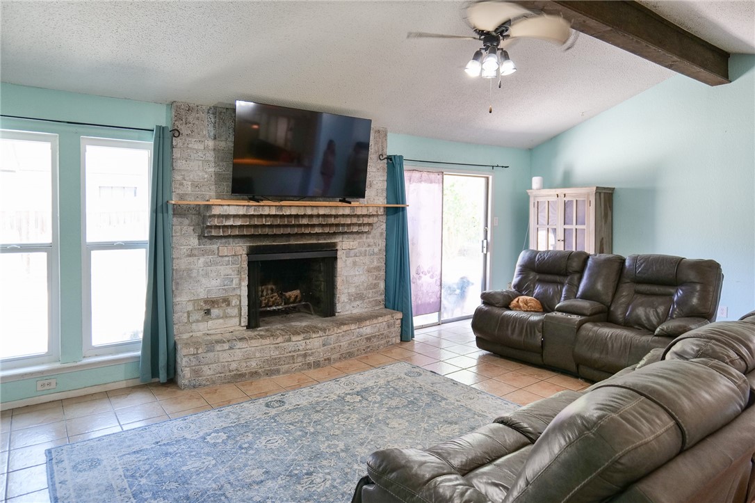 4913 Creekbend Corpus Christi TX 78413