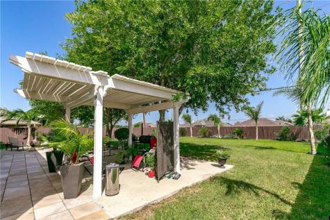 8206 Etienne Drive Corpus Christi TX 78414