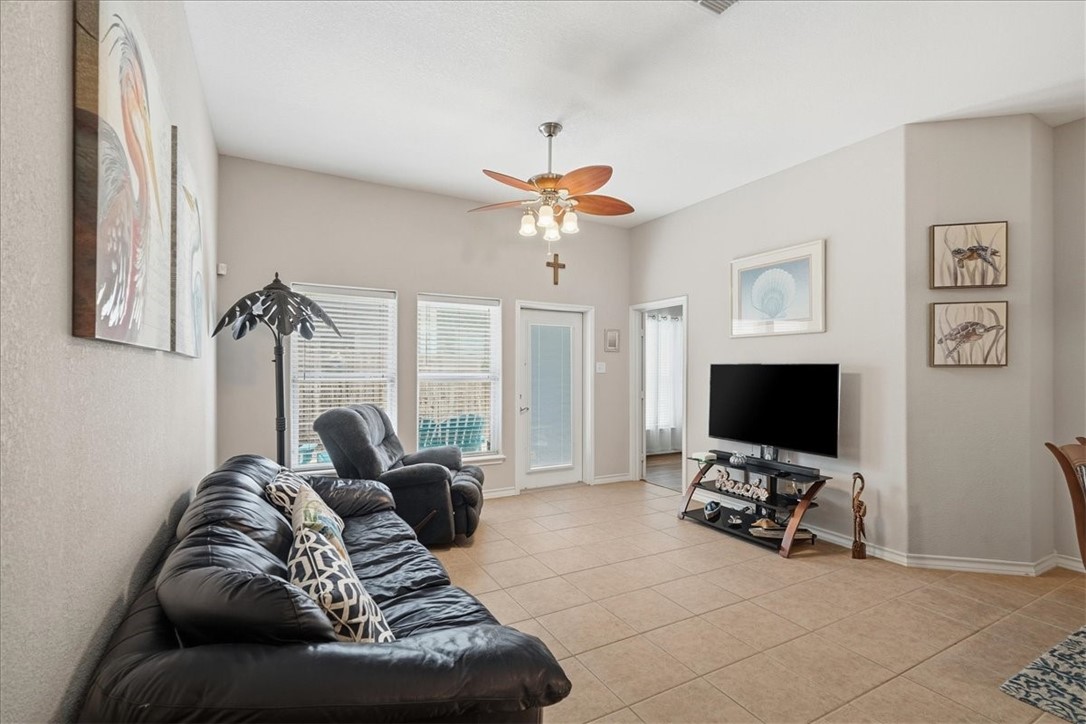 15118 Leeward Drive 202 Corpus Christi TX 78418