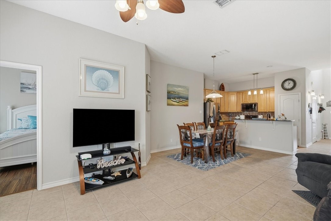 15118 Leeward Drive 202 Corpus Christi TX 78418