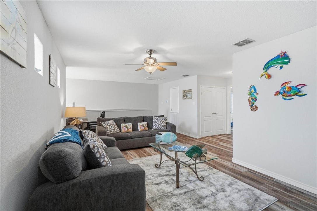 15118 Leeward Drive 202 Corpus Christi TX 78418