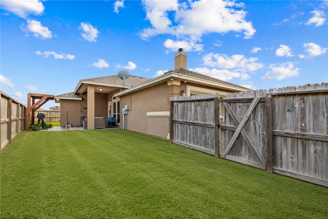 3930 Amadas Drive Corpus Christi TX 78414