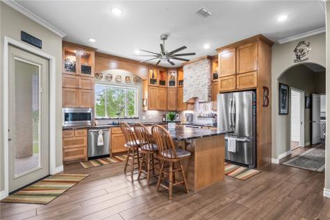 318 House Avenue Sandia TX 78383