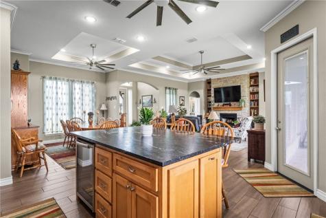 318 House Avenue Sandia TX 78383