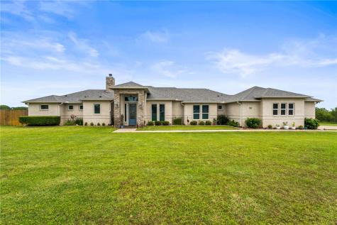 318 House Avenue Sandia TX 78383